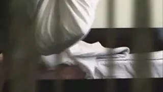 ලොකු ළපටි දැරිය කුස්සියේදී රූගත කර ඇත