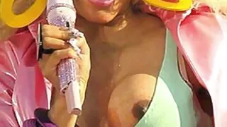 තමන් වෙත ඇද ගැනීමේ හැකියාවක් jizz
