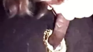 හුරුබුහුටි චූටි බබෙක් ශිෂ්ණය පදිනවා