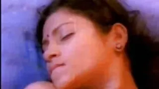 ඇගේ නරක තට්ට යෝනිය අනුභව කිරීම