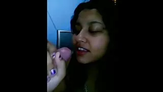 කොටස් තුළ උණුසුම් වෙබ් කැමරා ආකෘතිය