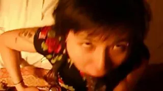 කළු මිනිහා මේ රතු හිස් කබල විනාශ කරනවා